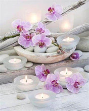 Carica l'immagine nel visualizzatore di Gallery, Diamond Painting - Fiori E Candele