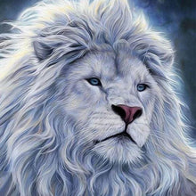Carica l'immagine nel visualizzatore di Gallery, Diamond Painting - Leone Bianco