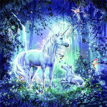 Carica l'immagine nel visualizzatore di Gallery, Diamond Painting - Unicorno Di Quartiere