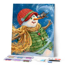 Carica l'immagine nel visualizzatore di Gallery, Diamond Painting - Pupazzo Di Neve Con Giacca Verde
