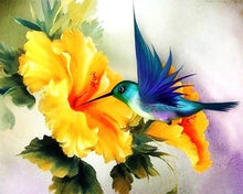 Carica l'immagine nel visualizzatore di Gallery, Diamond Painting - Colibrì Che Svolazza
