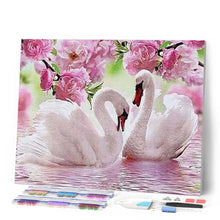 Carica l'immagine nel visualizzatore di Gallery, Diamond Painting - Cigni In Primavera