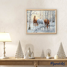 Carica l'immagine nel visualizzatore di Gallery, Diamond Painting - Tre Cavalli Nella Foresta Innevata