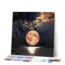 Carica l'immagine nel visualizzatore di Gallery, Diamond Painting - Luna Piena