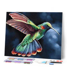 Carica l'immagine nel visualizzatore di Gallery, Diamond Painting - Colibrì Nella Notte