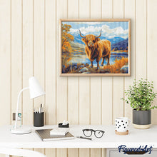 Carica l'immagine nel visualizzatore di Gallery, Diamond Painting - Highland Cow al lago dorato