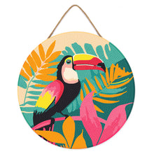 Carica l'immagine nel visualizzatore di Gallery, Diamond Painting su Disco di Legno - Tucano Tropicale