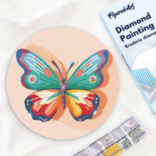 Carica l'immagine nel visualizzatore di Gallery, Diamond Painting su Disco di Legno - Farfalla