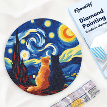 Carica l'immagine nel visualizzatore di Gallery, Diamond Painting su Disco di Legno - Coppia di gatti sotto la Notte Stellata
