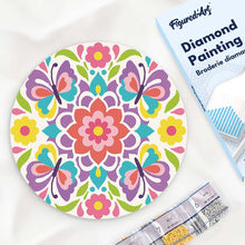 Carica l'immagine nel visualizzatore di Gallery, Diamond Painting su Disco di Legno - Mandala e farfalle