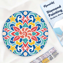 Carica l'immagine nel visualizzatore di Gallery, Diamond Painting su Disco di Legno - Mandala delle conchiglie marine
