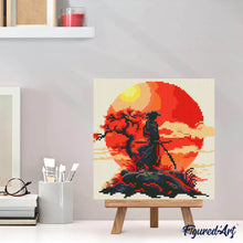 Carica l&#39;immagine nel visualizzatore di Gallery, Mini Diamond Painting 25x25cm Samurai al Tramonto