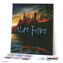 Carica l'immagine nel visualizzatore di Gallery, Diamond Painting - Hogwarts in fiamme - Harry Potter 40x50cm tela già incorniciata