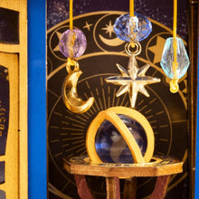 Carica l'immagine nel visualizzatore di Gallery, Casa in Miniatura - Negozio di astronomia magica