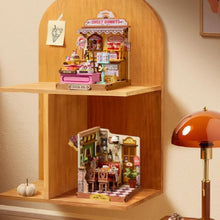 Carica l'immagine nel visualizzatore di Gallery, Casa in Miniatura - Negozio di dolci ciambelle