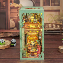 Carica l&#39;immagine nel visualizzatore di Gallery, Book Nook - Libreria del Panda