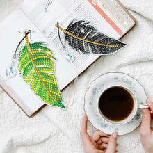 Carica l'immagine nel visualizzatore di Gallery, Segnalibri Diamond Painting 6x Fogli Colorati