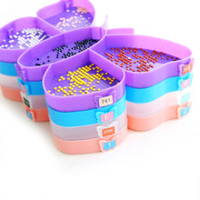 Carica l'immagine nel visualizzatore di Gallery, Set di 8 Accessori Professionali Diamond Painting e Vassoio a Farfalla