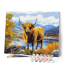 Carica l'immagine nel visualizzatore di Gallery, Dipingere con i numeri - Highland Cow al lago dorato