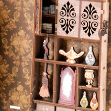 Carica l'immagine nel visualizzatore di Gallery, Book Nook - Camera dell'Alchimista