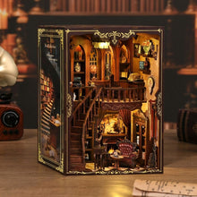 Carica l'immagine nel visualizzatore di Gallery, Book Nook - La Vecchia Biblioteca Figured'Art