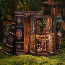 Carica l'immagine nel visualizzatore di Gallery, Book Nook - L'Albero della Conoscenza