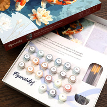 Carica l'immagine nel visualizzatore di Gallery, Kit Regalo per Dipingere con i Numeri - Carpa Koi Vintage e Fiori