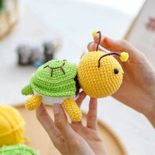Carica l&#39;immagine nel visualizzatore di Gallery, Kit Amigurumi - Ape e Tartaruga
