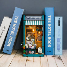 Carica l&#39;immagine nel visualizzatore di Gallery, Book Nook - Libreria dell’Anima
