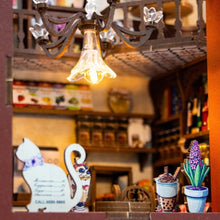 Carica l'immagine nel visualizzatore di Gallery, Book Nook - Casa del Caffè