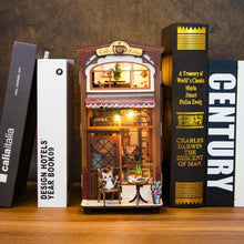 Carica l&#39;immagine nel visualizzatore di Gallery, Book Nook - Casa del Caffè