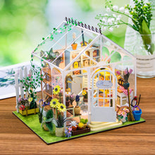 Carica l&#39;immagine nel visualizzatore di Gallery, Casa in Miniatura 3D - Fiore Solare