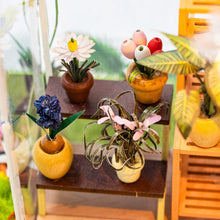 Carica l&#39;immagine nel visualizzatore di Gallery, Casa in Miniatura 3D - Fiore Solare