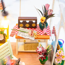 Carica l'immagine nel visualizzatore di Gallery, Casa in Miniatura 3D - Fiore Solare