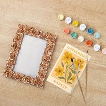 Carica l'immagine nel visualizzatore di Gallery, Mini tela da Dipingere con i Numeri con cornice - Mercato dei fiori - Madrid