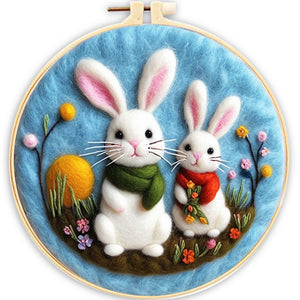 Needle Felting Conigli con Sciarpa