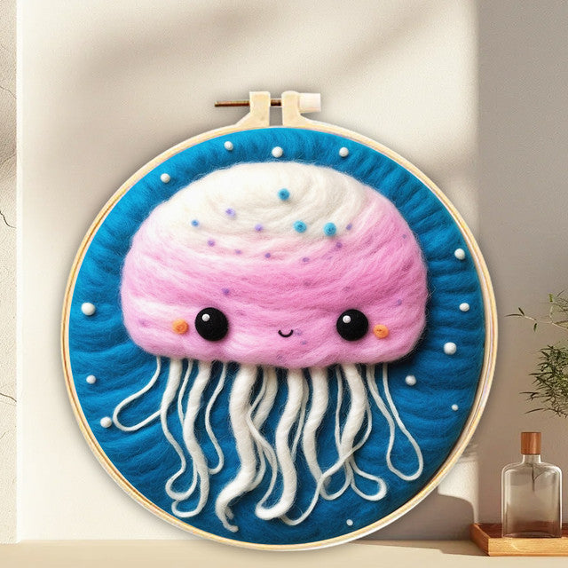 Needle Felting Medusa bebè