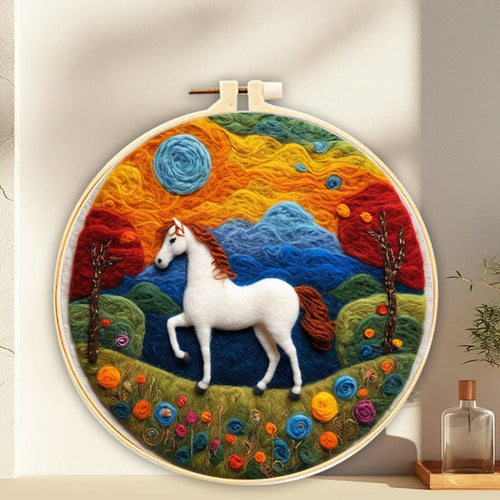 Needle Felting Cavallo in un Campo