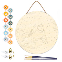 Carica l&#39;immagine nel visualizzatore di Gallery, Dipingere con i Numeri su Disco di Legno - Cardinale invernale