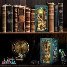 Carica l&#39;immagine nel visualizzatore di Gallery, Book Nook - Sala Comune Oscura