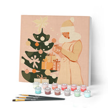 Carica l'immagine nel visualizzatore di Gallery, Mini Kit da Dipingere con i Numeri con cornice - Donna con albero di Natale