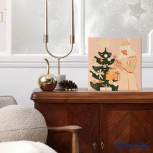 Carica l'immagine nel visualizzatore di Gallery, Mini Kit da Dipingere con i Numeri 20x20cm con cornice - Donna con albero di Natale