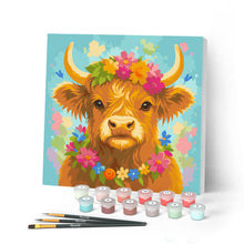 Carica l'immagine nel visualizzatore di Gallery, Mini Kit da Dipingere con i Numeri 20x20cm con cornice - Highland Cow regina del giardino Figured'Art