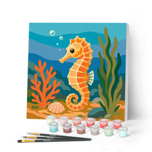 Carica l'immagine nel visualizzatore di Gallery, Mini Kit da Dipingere con i Numeri 20x20cm con cornice - Cavalluccio marino Figured'Art