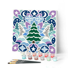Carica l'immagine nel visualizzatore di Gallery, Mini Kit da Dipingere con i Numeri 20x20cm con cornice - Mandala natalizio Figured'Art