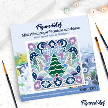 Carica l'immagine nel visualizzatore di Gallery, Mini Kit da Dipingere con i Numeri 20x20cm con cornice - Mandala natalizio