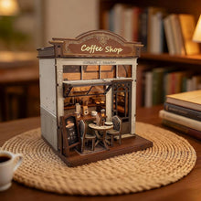 Carica l'immagine nel visualizzatore di Gallery, Case in miniatura - Appuntamento al Caffè Figured'Art