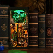 Carica l'immagine nel visualizzatore di Gallery, Book Nook - La Casa dello Stregone