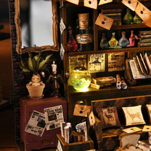 Carica l'immagine nel visualizzatore di Gallery, Book Nook - Antro Magico