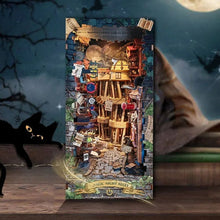 Carica l'immagine nel visualizzatore di Gallery, Book Nook - Vicolo della Notte Magica
